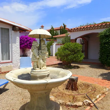 Rentalmar Chalets Miami